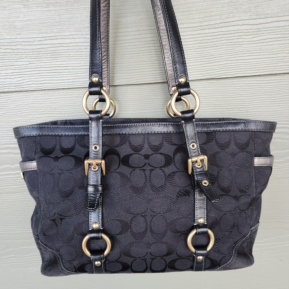 Vintage Coach Signature Jaquard Shoulder Bag - Picture 2 of 14